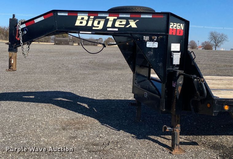 image for item JW9283 2017 Big Tex 22GN-20BK+5MR  equipment trailer