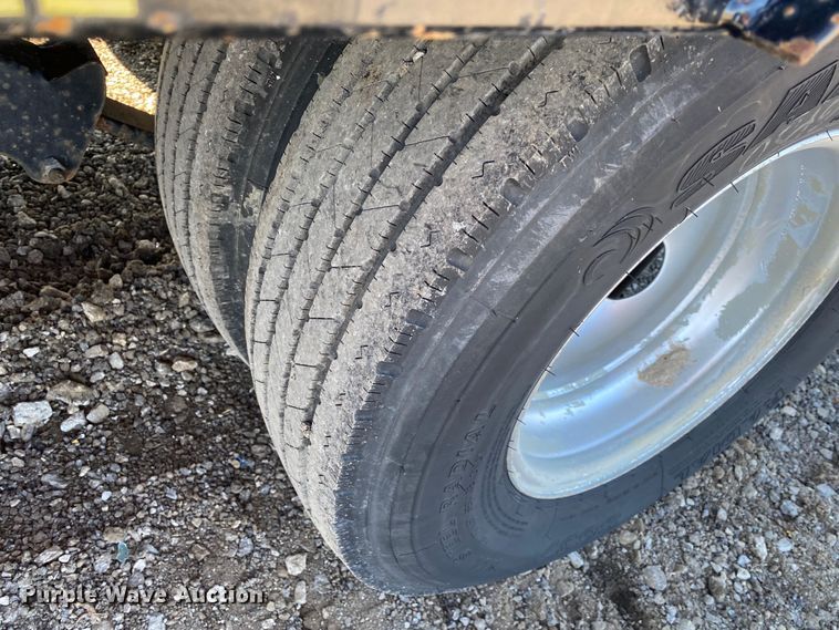 image for item JW9283 2017 Big Tex 22GN-20BK+5MR  equipment trailer