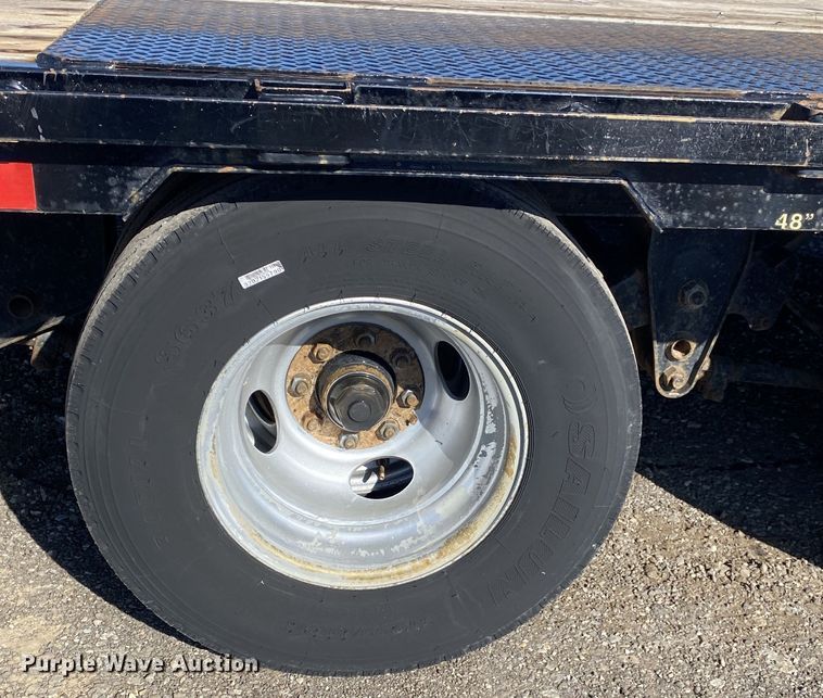 image for item JW9283 2017 Big Tex 22GN-20BK+5MR  equipment trailer