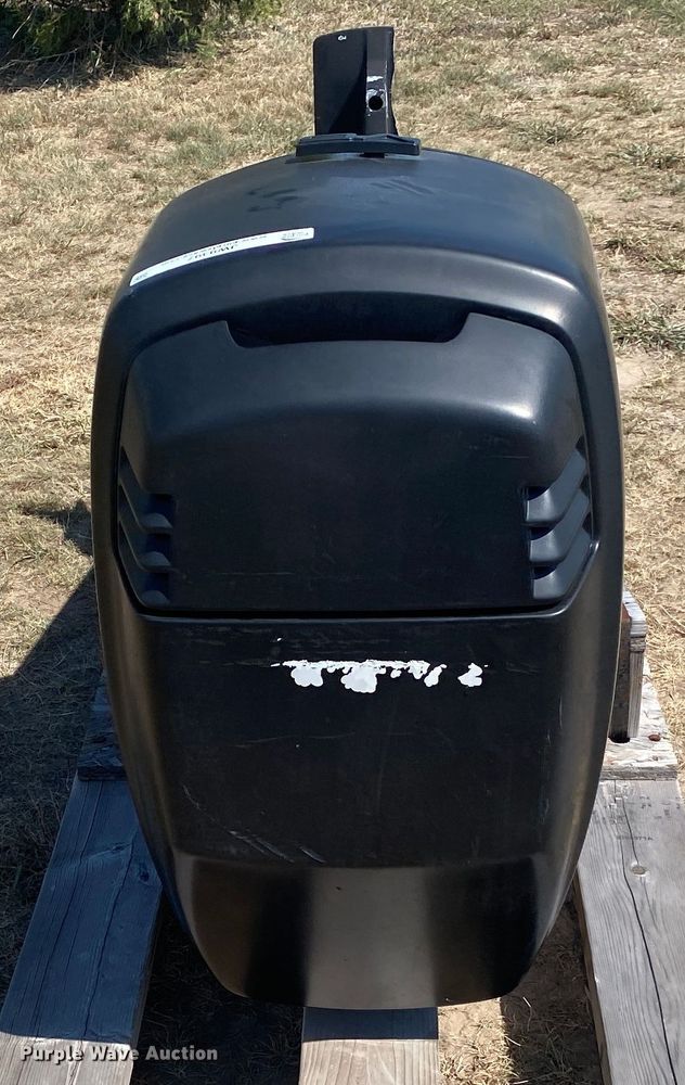 image for item JW9397 1998 Mercury Marine EFI  outboard boat engine