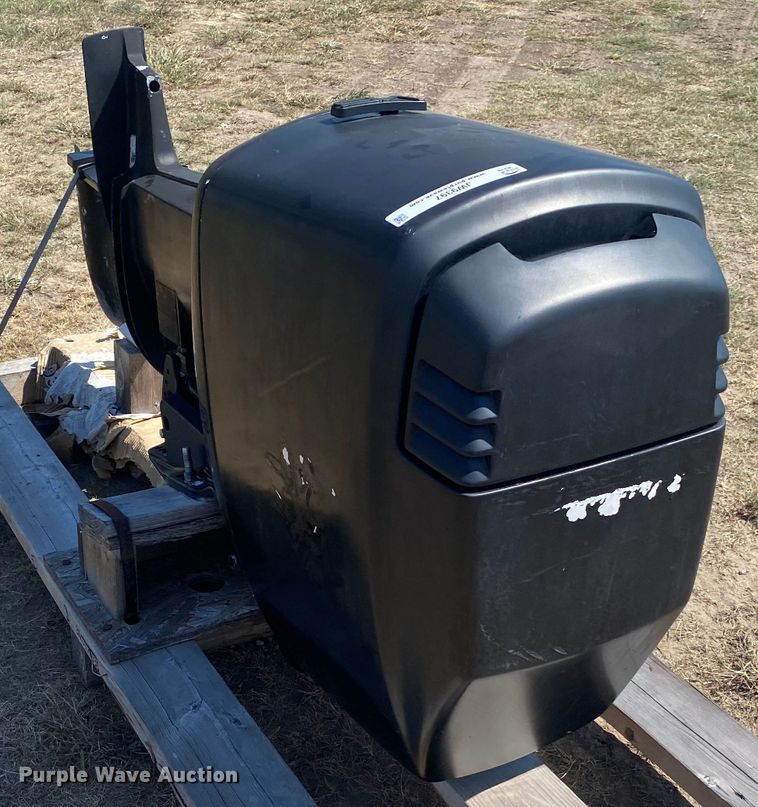 image for item JW9397 1998 Mercury Marine EFI  outboard boat engine