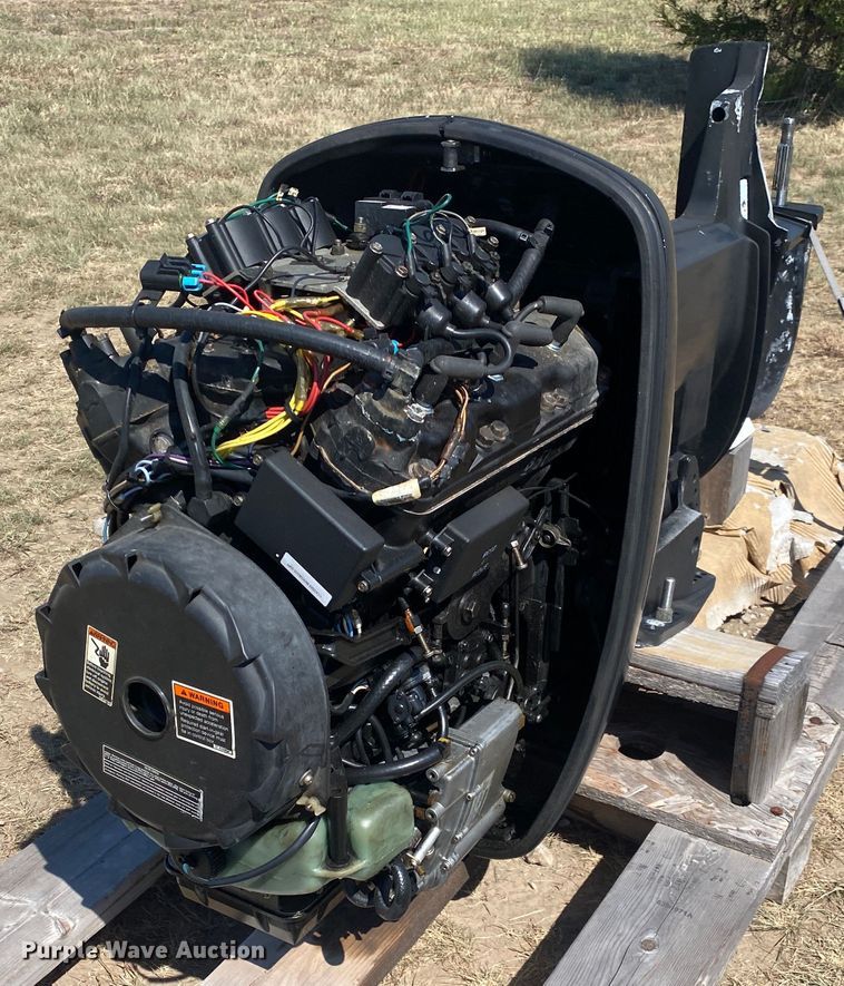 image for item JW9397 1998 Mercury Marine EFI  outboard boat engine