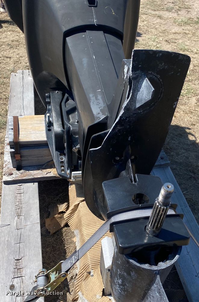 image for item JW9397 1998 Mercury Marine EFI  outboard boat engine