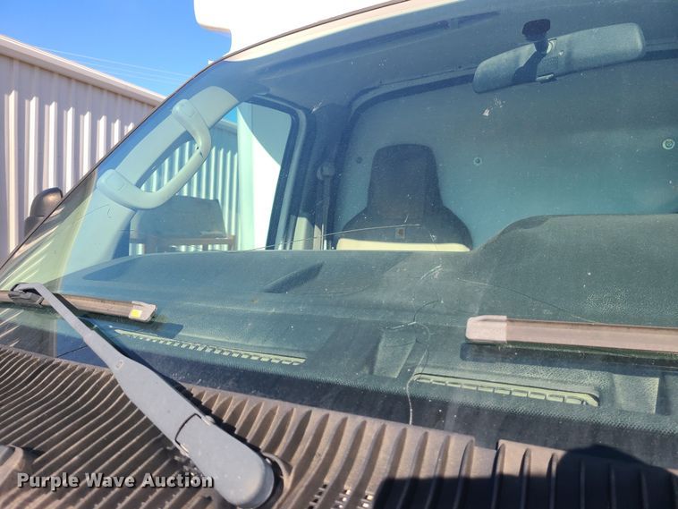 image for item JW9844 2013 Ford E450  utility van