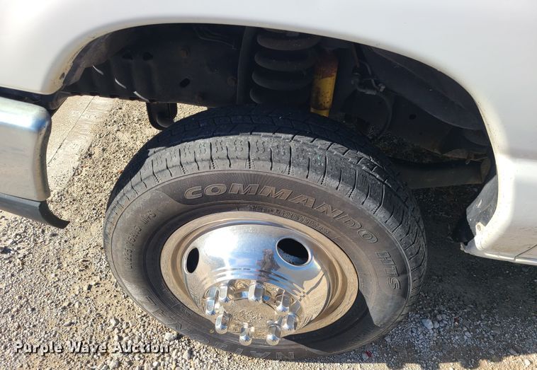 image for item JW9844 2013 Ford E450  utility van