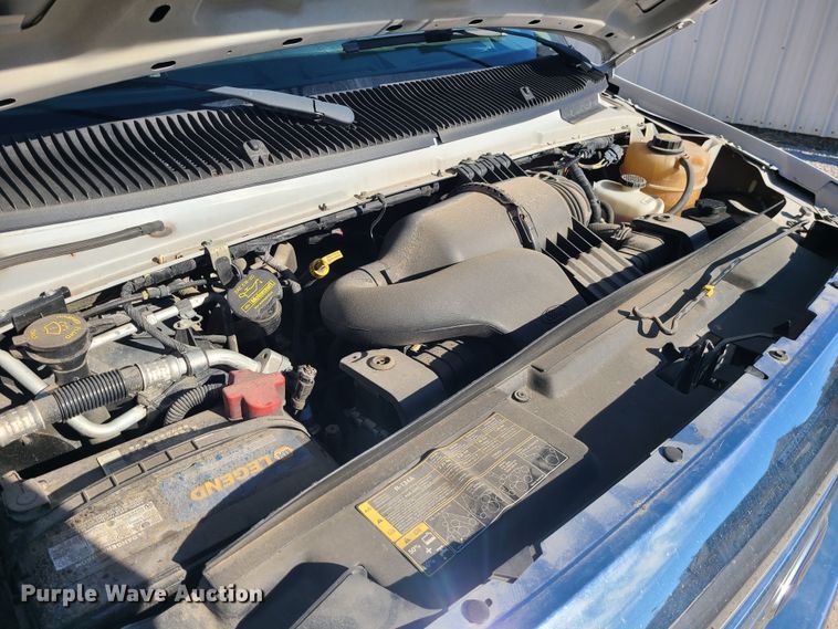 image for item JW9844 2013 Ford E450  utility van