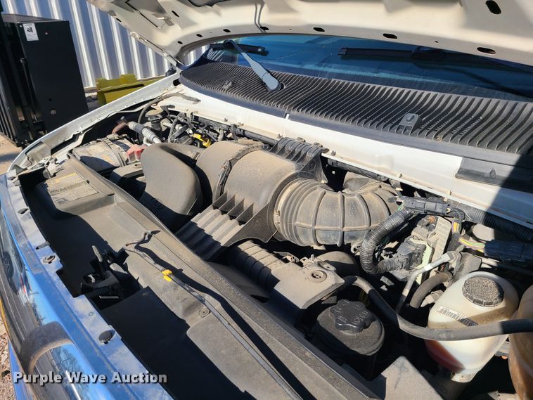 image for item JW9844 2013 Ford E450  utility van