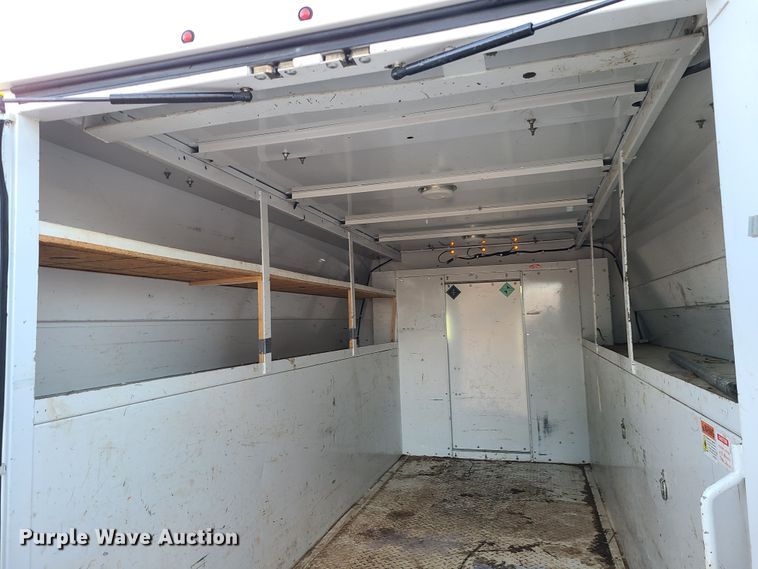 image for item JW9852 2016 Ford E350 Super Duty  utility van