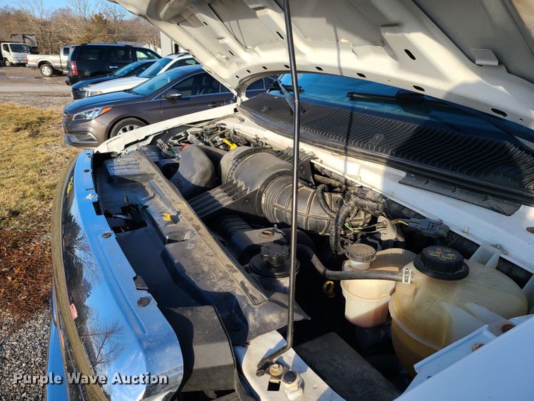 image for item JW9852 2016 Ford E350 Super Duty  utility van