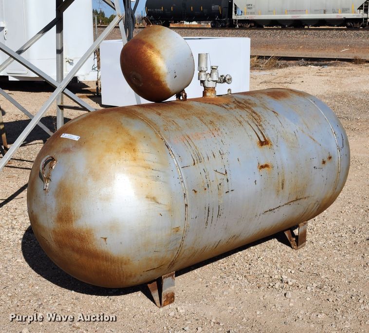 image for item KC9701 Propane tank