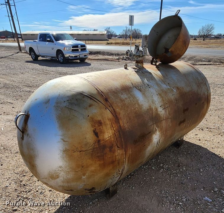 image for item KC9701 Propane tank