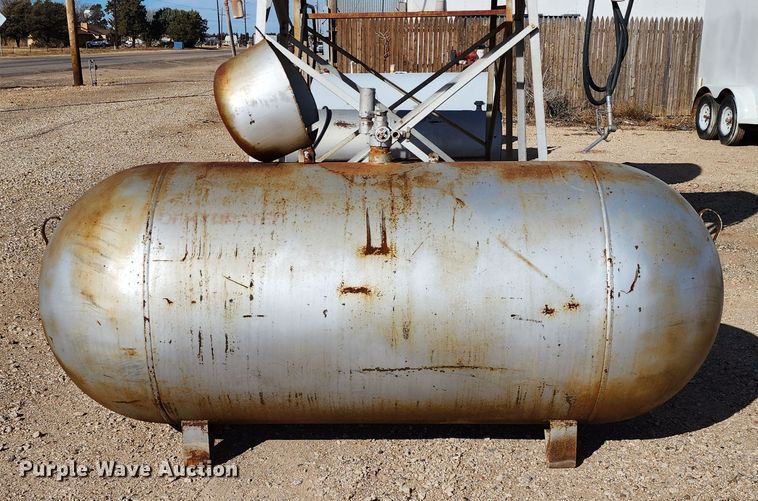 image for item KC9701 Propane tank
