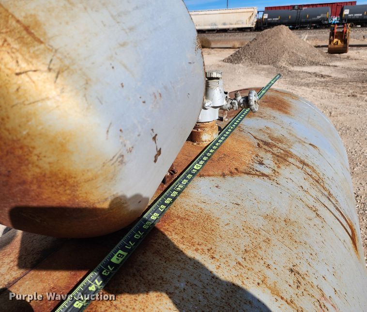 image for item KC9701 Propane tank