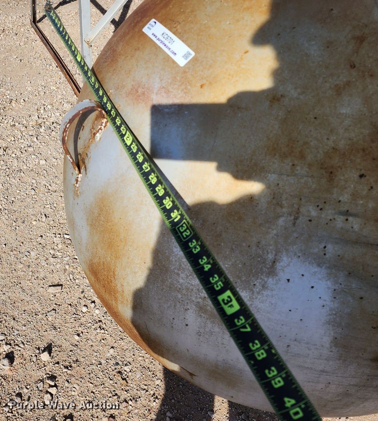 image for item KC9701 Propane tank