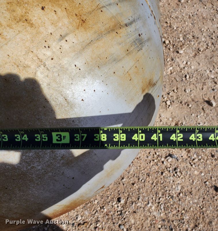 image for item KC9701 Propane tank