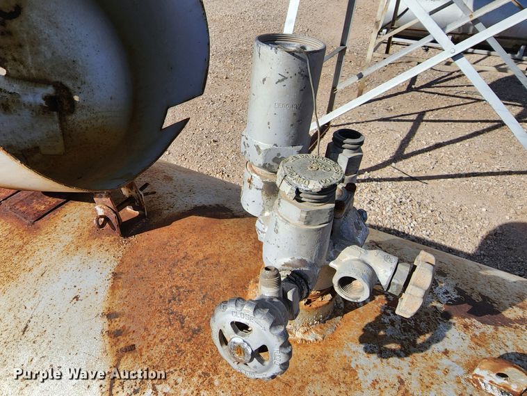 image for item KC9701 Propane tank