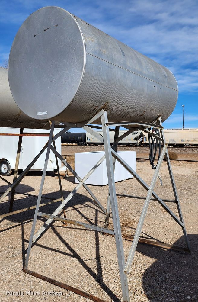 image for item KC9702 Fuel tank