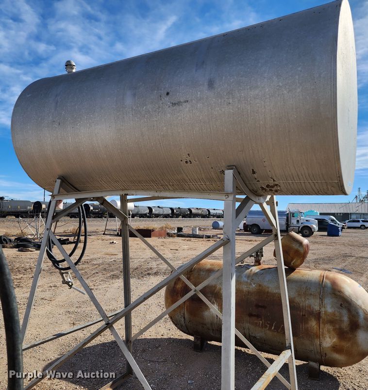 image for item KC9702 Fuel tank