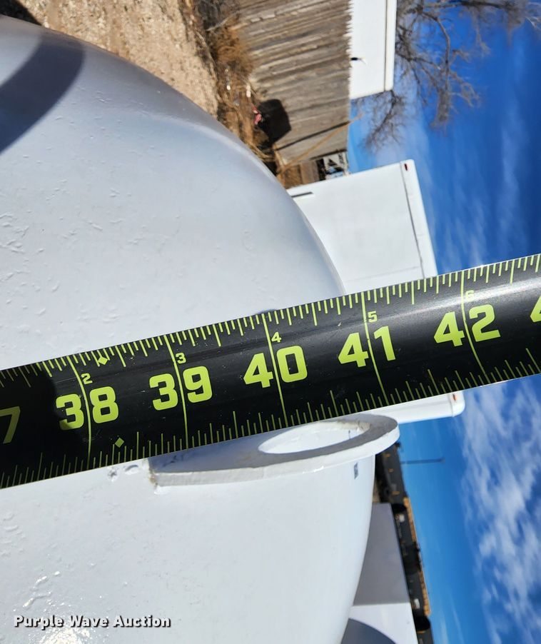 image for item KC9706 Propane tank