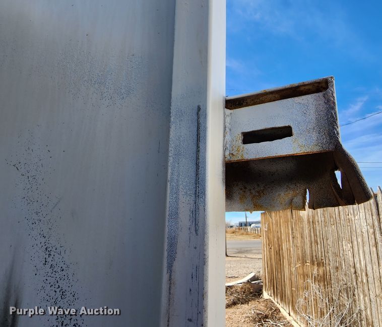 image for item KC9707 1994 W-W Trailers  enclosed cargo trailer