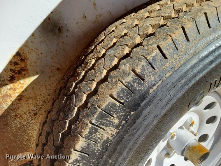 image for item KC9707 1994 W-W Trailers  enclosed cargo trailer