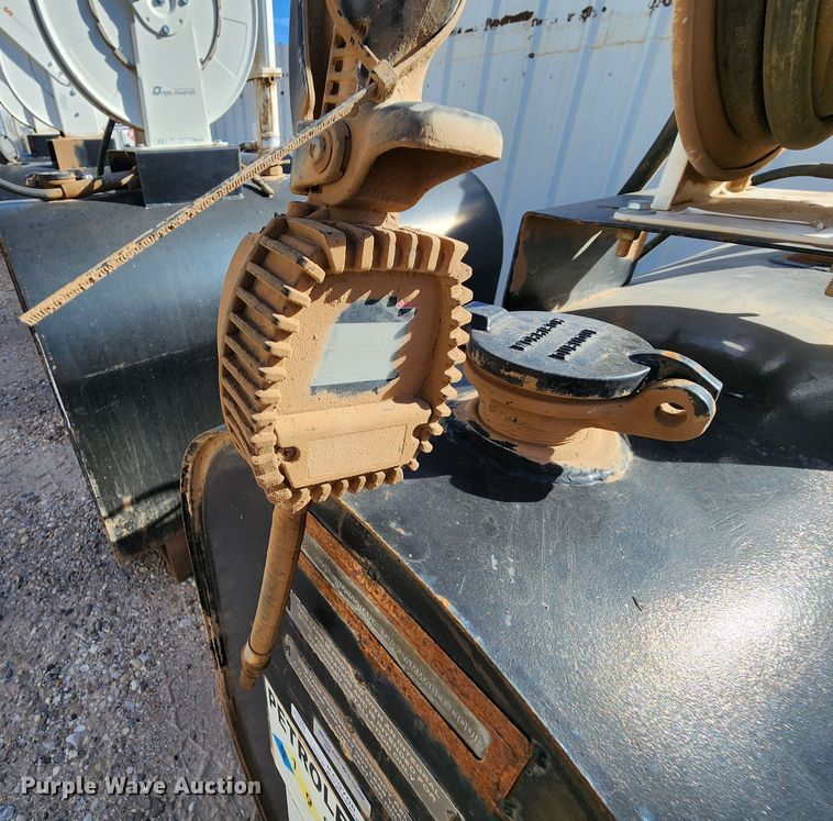 image for item KC9708 Wendland MFG Corporation  oil tank