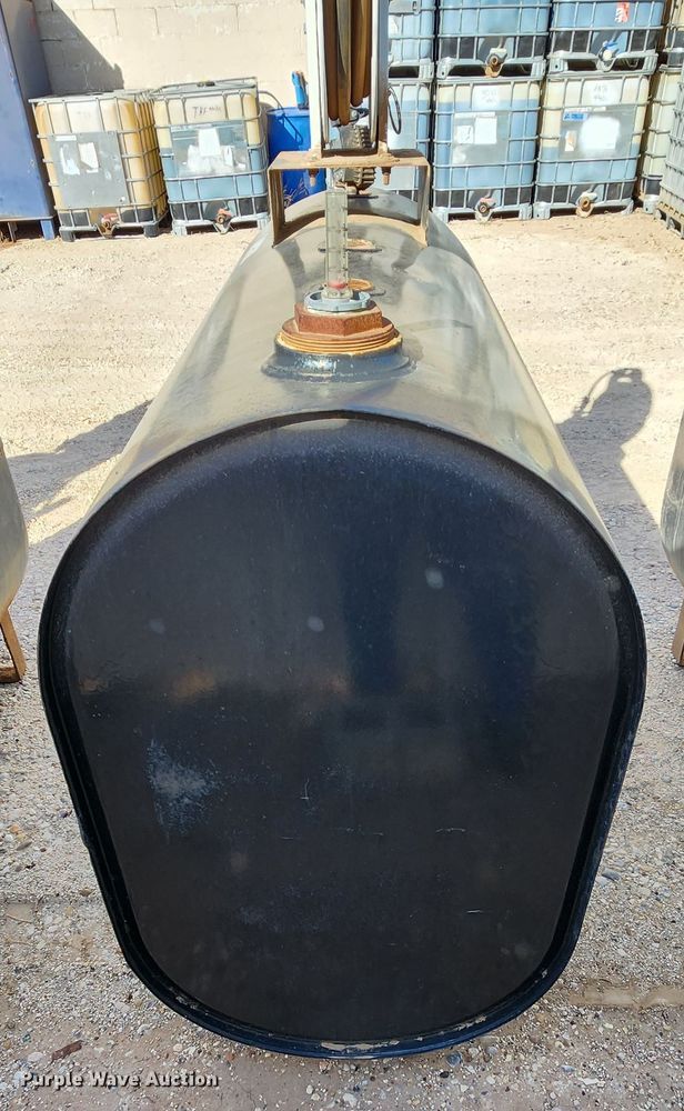 image for item KC9710 Wendland MFG Corporation  oil tank