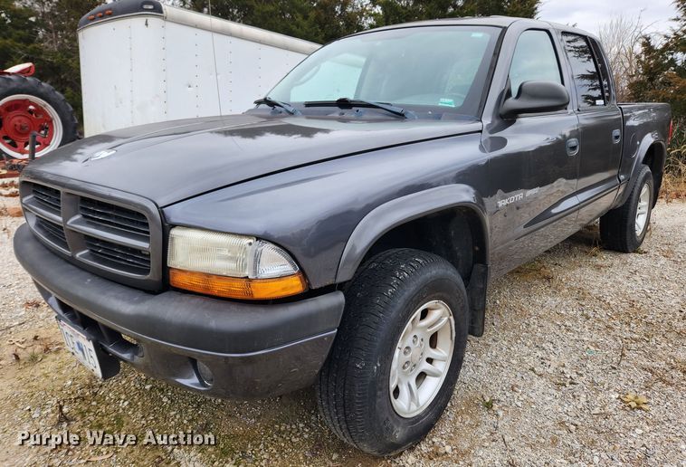 image for item KT9490 2002 Dodge Dakota  Quad Cab pickup truck