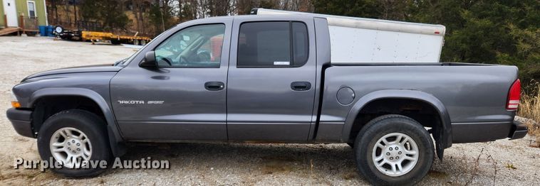 image for item KT9490 2002 Dodge Dakota  Quad Cab pickup truck