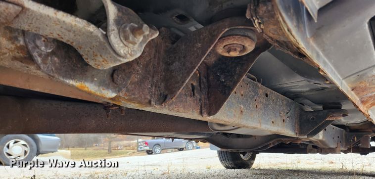 image for item KT9490 2002 Dodge Dakota  Quad Cab pickup truck