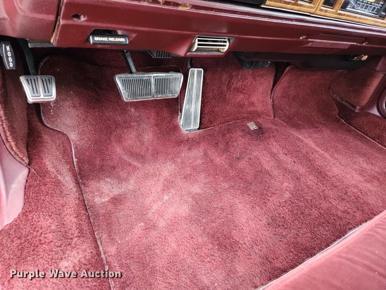 image for item KT9496 1984 Buick Riviera