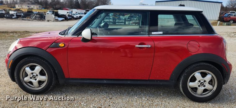 image for item KT9500 2010 Mini Cooper