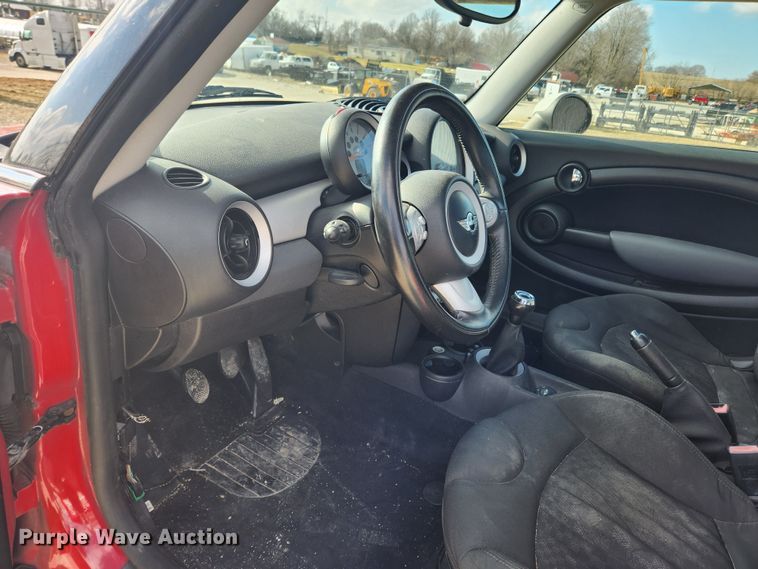 image for item KT9500 2010 Mini Cooper