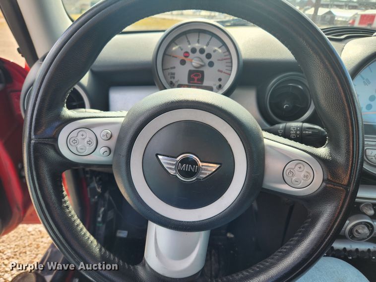 image for item KT9500 2010 Mini Cooper