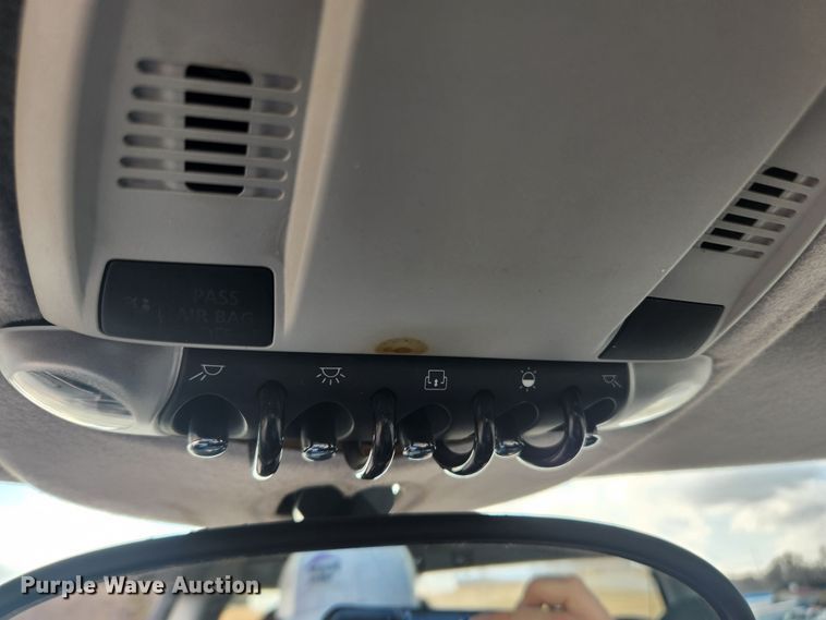 image for item KT9500 2010 Mini Cooper