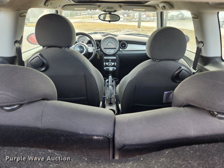 image for item KT9500 2010 Mini Cooper