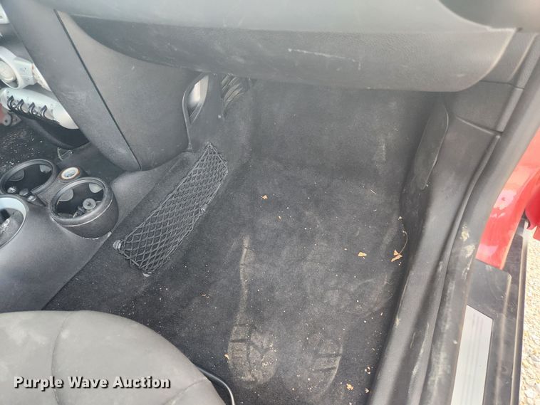 image for item KT9500 2010 Mini Cooper