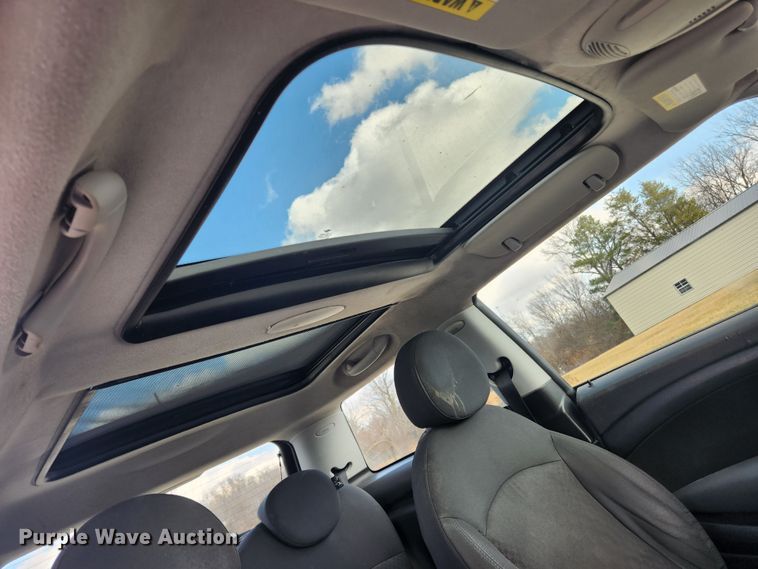 image for item KT9500 2010 Mini Cooper