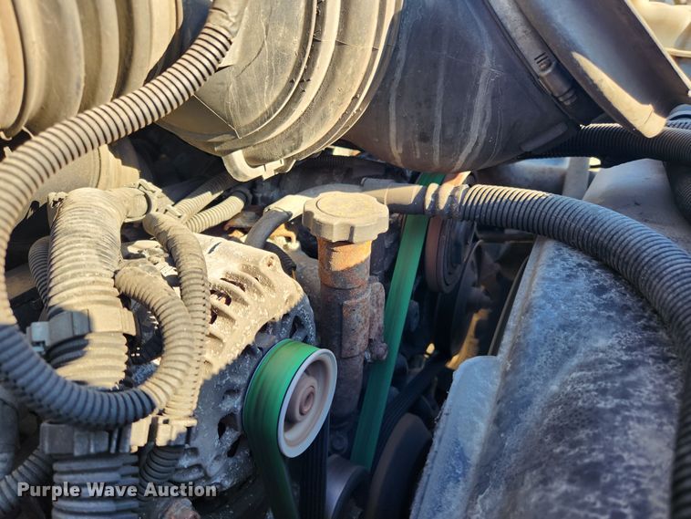 image for item KT9501 2004 GMC C5500  flatbed truck