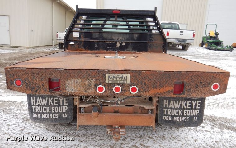 image for item KW9541 2000 Ford F550 XLT Super Duty  flatbed truck