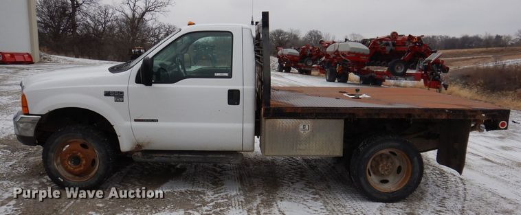 image for item KW9541 2000 Ford F550 XLT Super Duty  flatbed truck