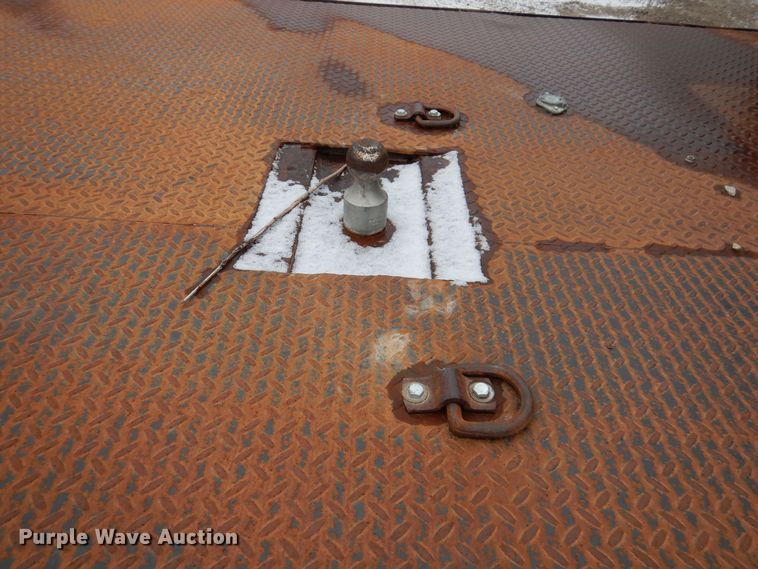 image for item KW9541 2000 Ford F550 XLT Super Duty  flatbed truck