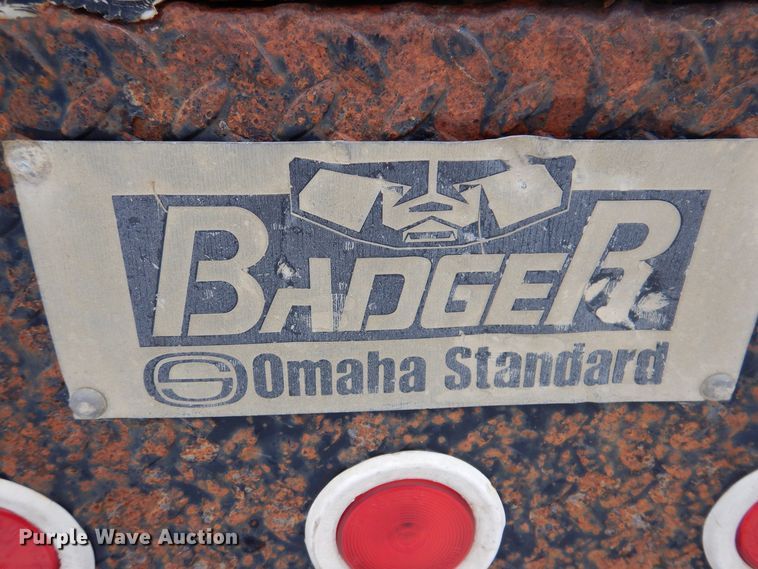 image for item KW9541 2000 Ford F550 XLT Super Duty  flatbed truck