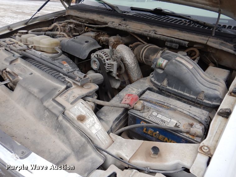 image for item KW9541 2000 Ford F550 XLT Super Duty  flatbed truck