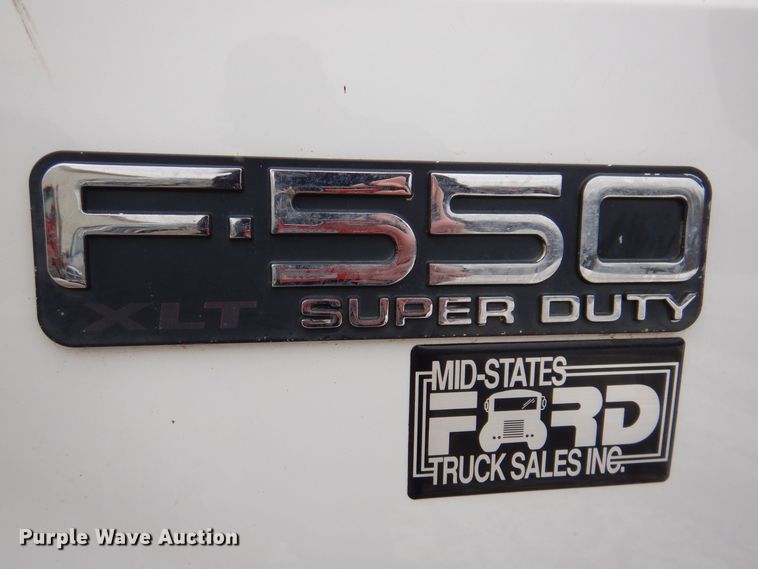 image for item KW9541 2000 Ford F550 XLT Super Duty  flatbed truck