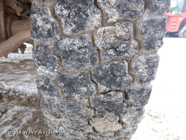 image for item KW9541 2000 Ford F550 XLT Super Duty  flatbed truck