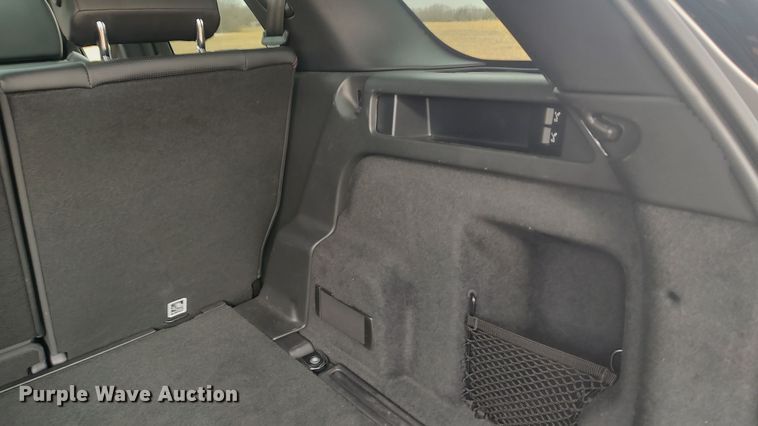 image for item LA9279 2021 Land Rover Discovery Sport  SUV