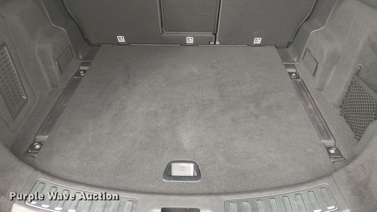 image for item LA9279 2021 Land Rover Discovery Sport  SUV