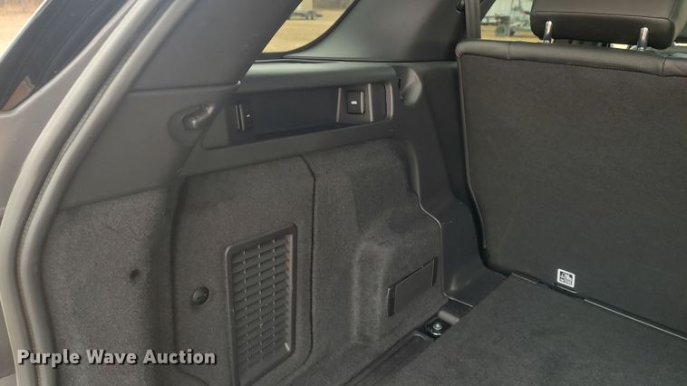 image for item LA9279 2021 Land Rover Discovery Sport  SUV