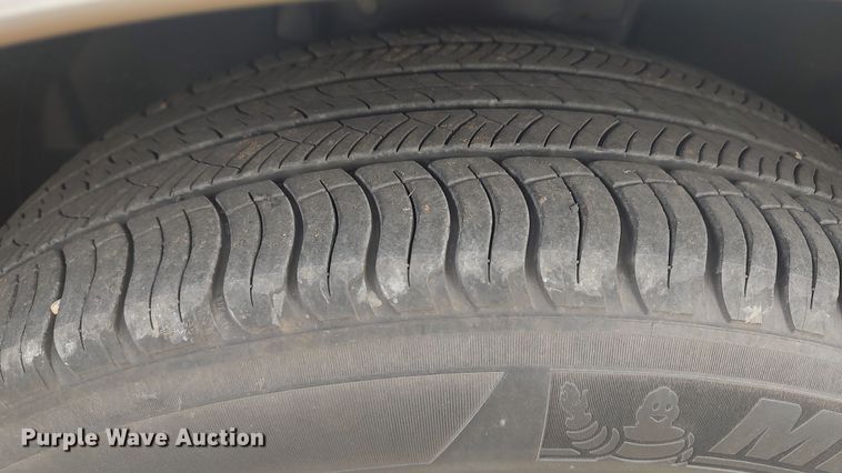 image for item LA9279 2021 Land Rover Discovery Sport  SUV